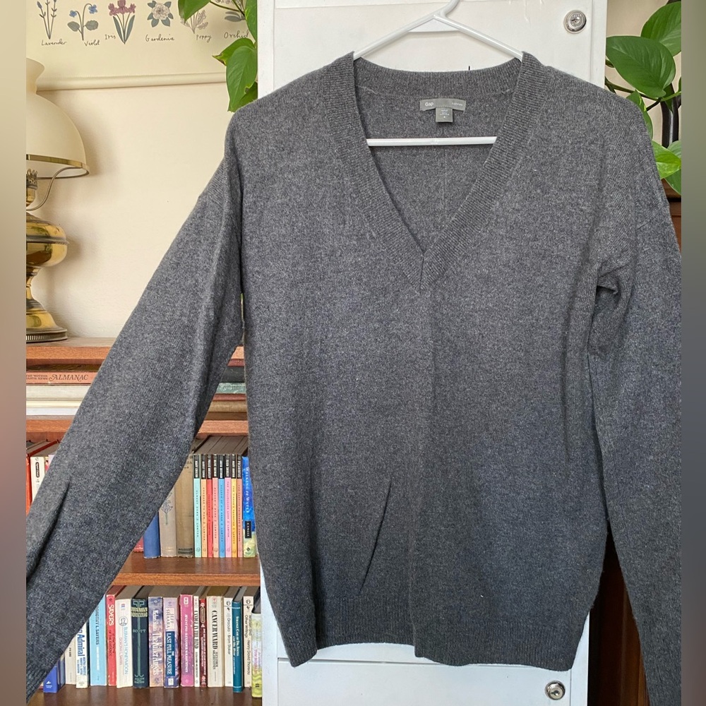Cashmere sweater